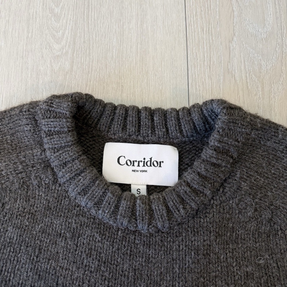Corridor New York Andean Highland Wool Sweater Size S Suede Patches Made In Peru